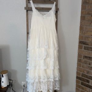 NWOT white floor length lace detail dress